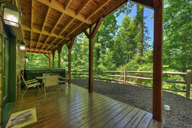 565 Catawba Circle