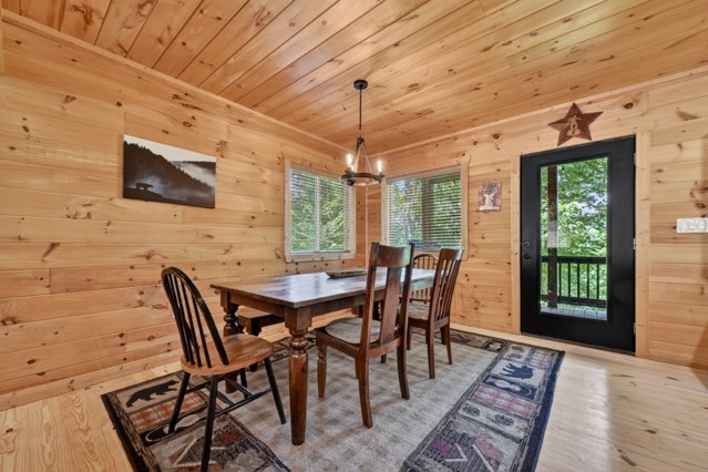 565 Catawba Circle