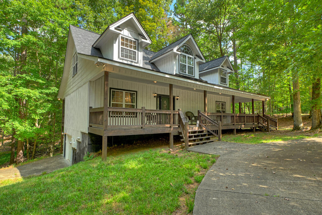 14 Orlon Drive