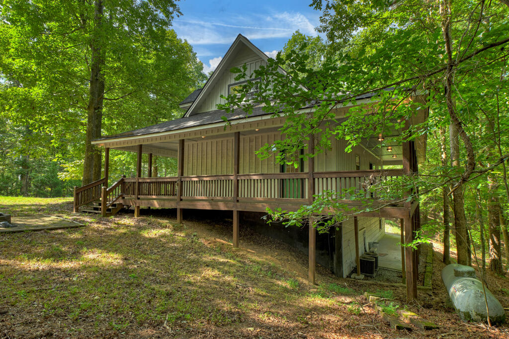 14 Orlon Drive