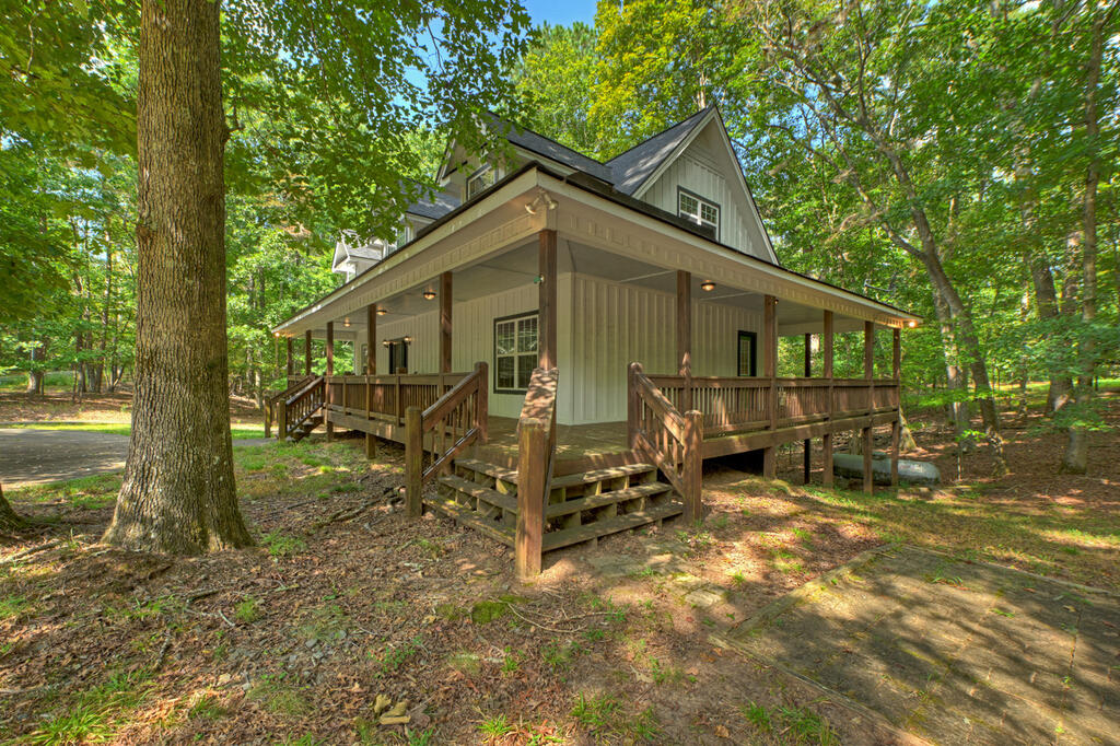 14 Orlon Drive