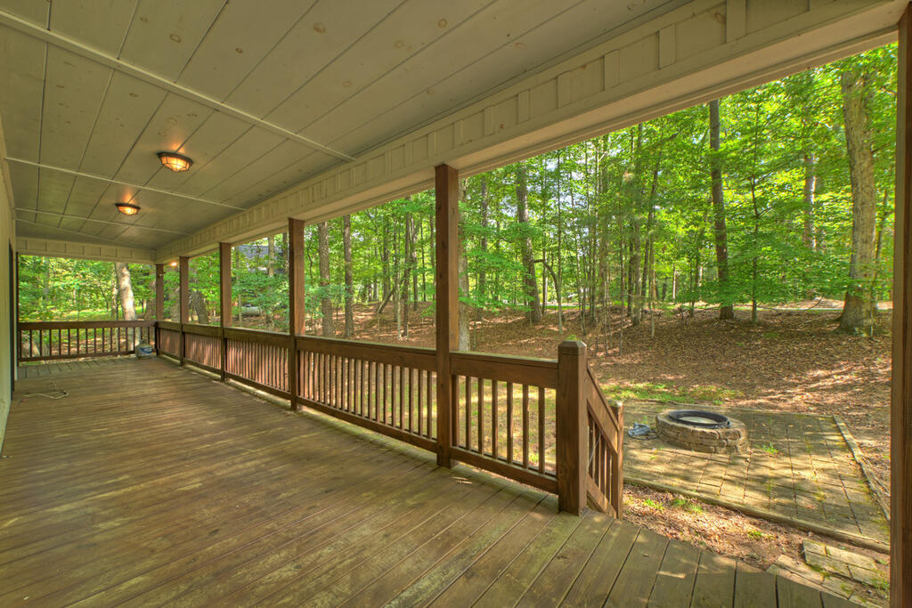 14 Orlon Drive