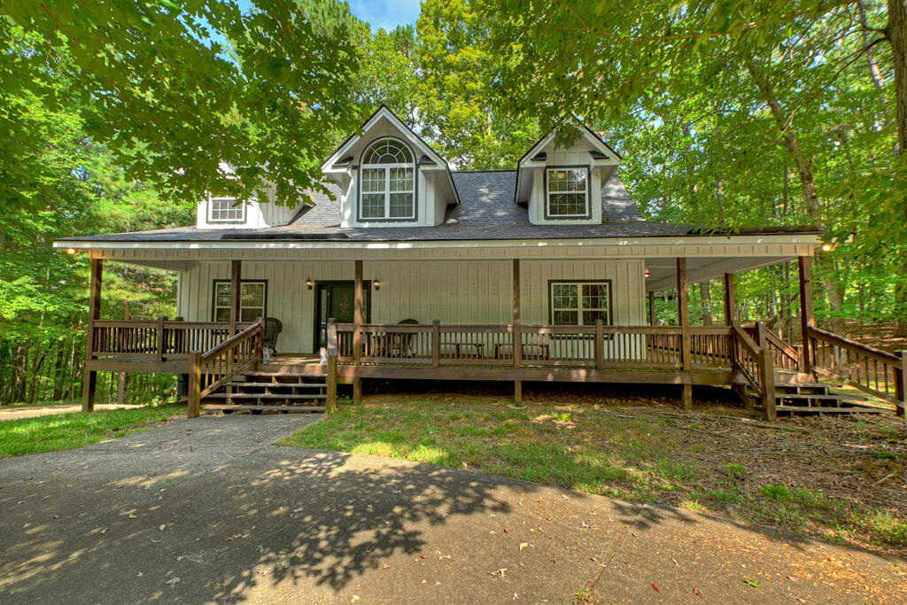 14 Orlon Drive