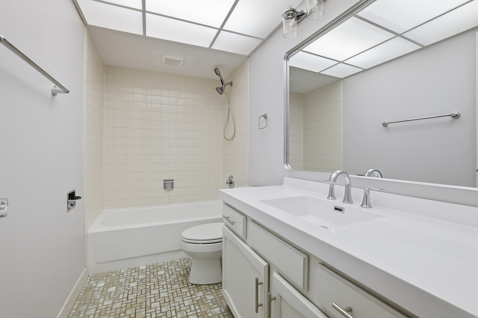 375 Plum Creek Drive Unit: 501