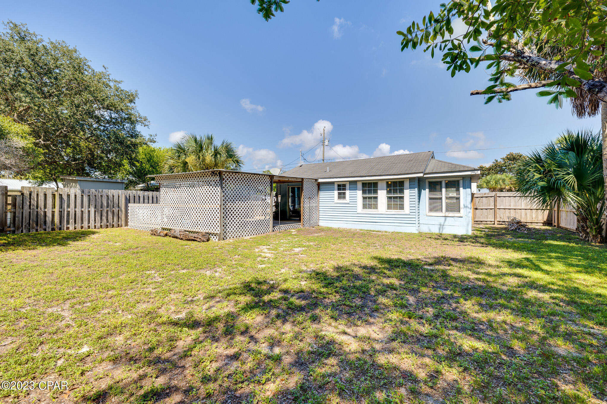 504 Wisteria Street