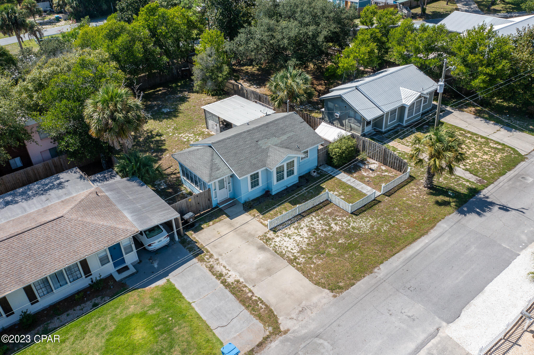504 Wisteria Street