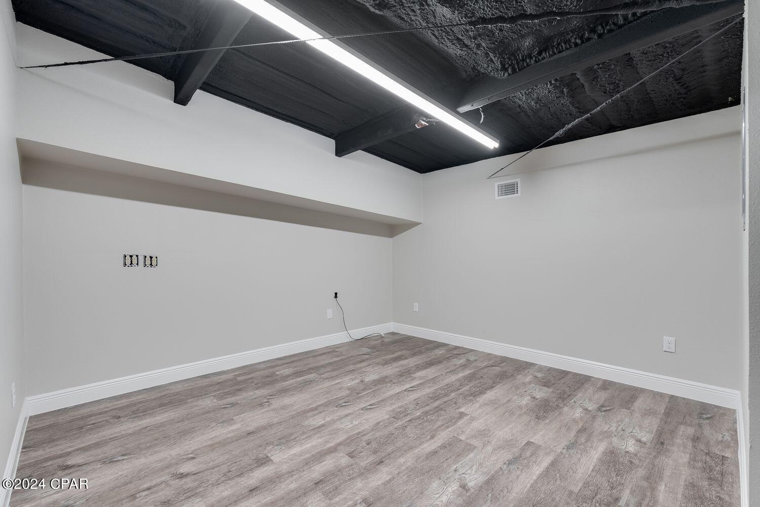2733 Orlando Road
