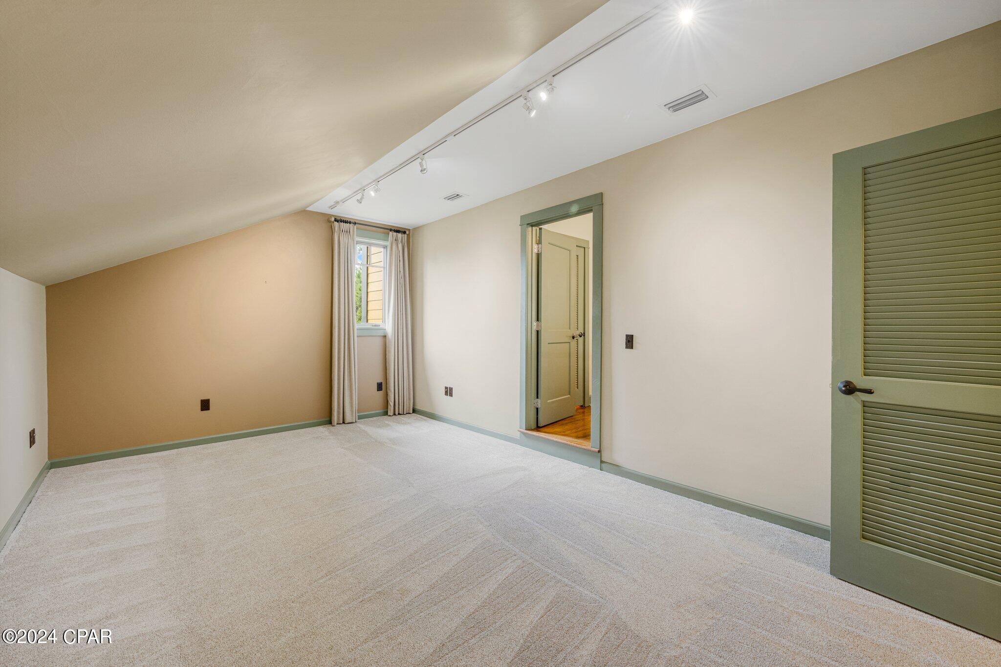 1313 Salamander Trail