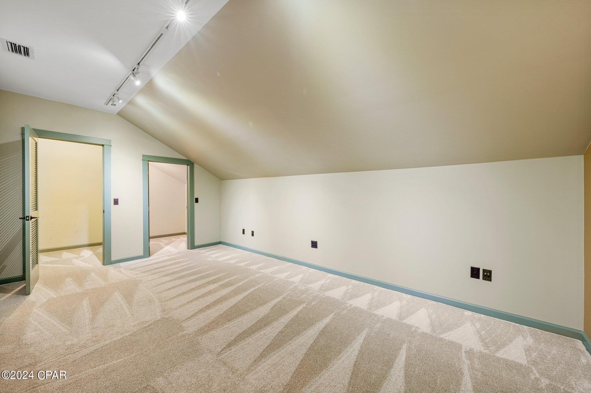 1313 Salamander Trail