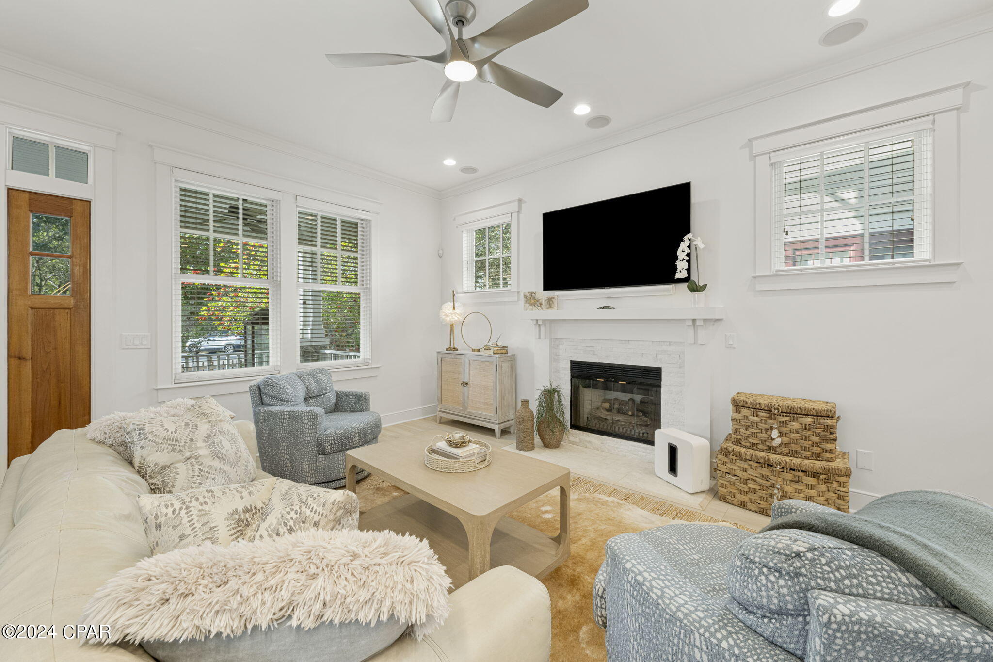 1224 W Lakewalk Circle