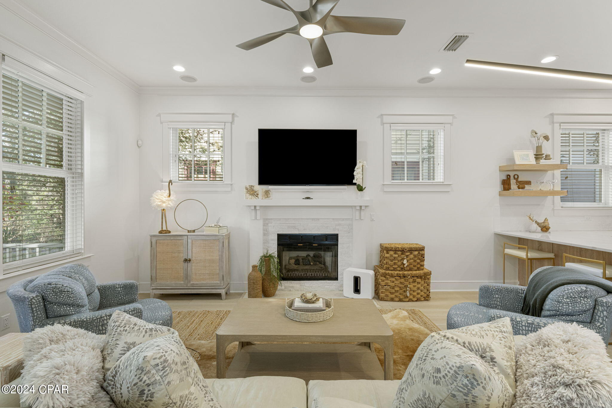 1224 W Lakewalk Circle
