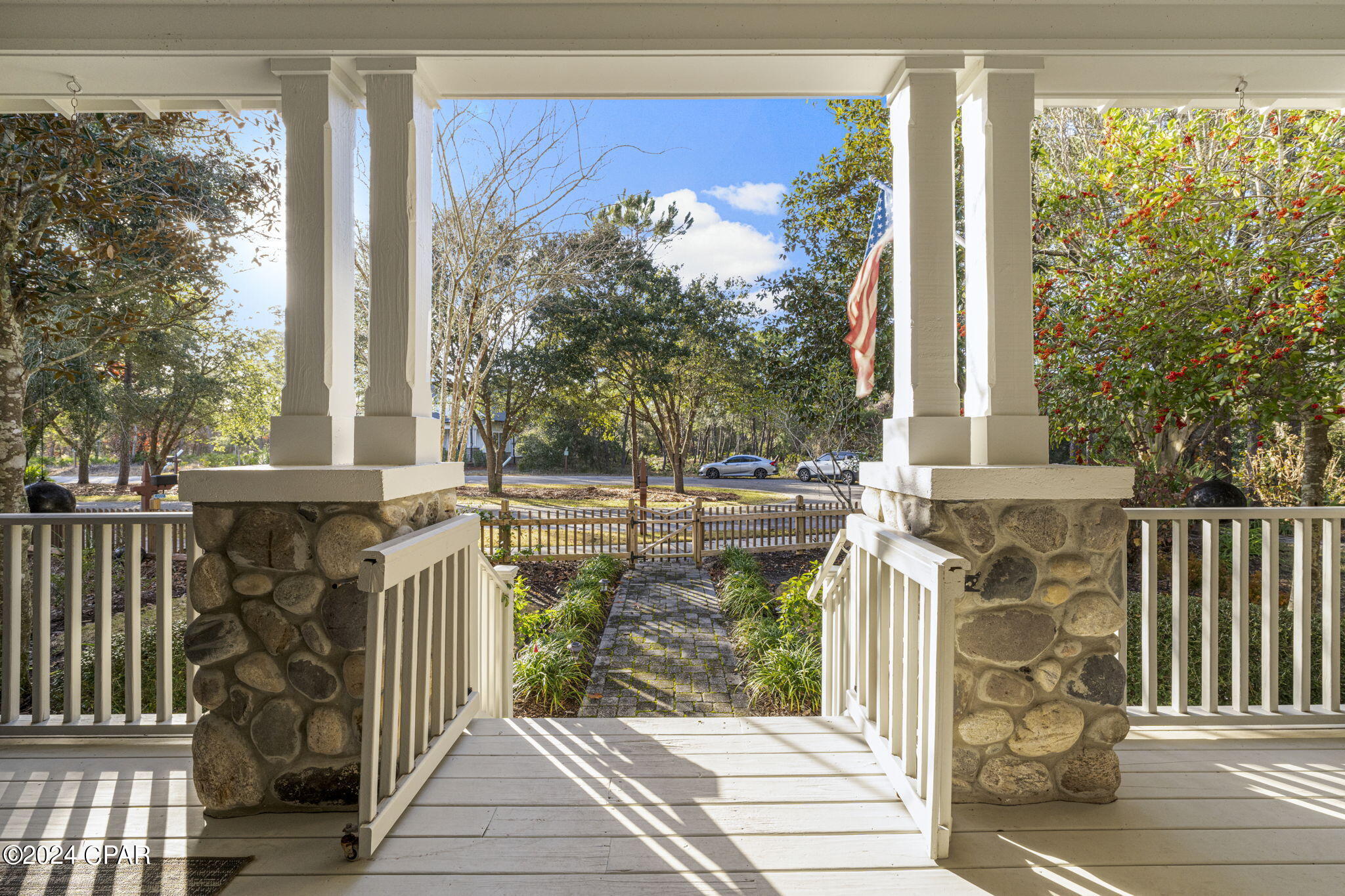1224 W Lakewalk Circle