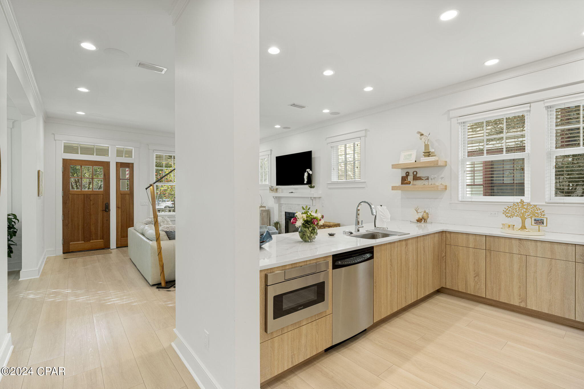 1224 W Lakewalk Circle