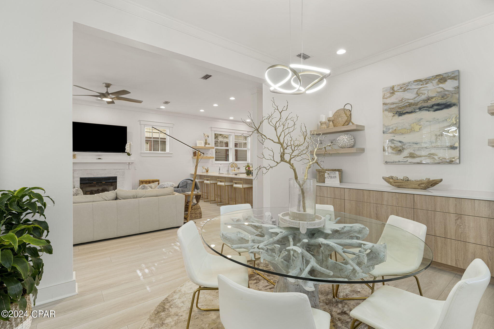 1224 W Lakewalk Circle