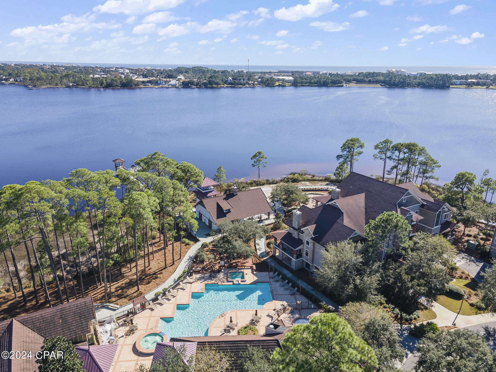 1224 W Lakewalk Circle