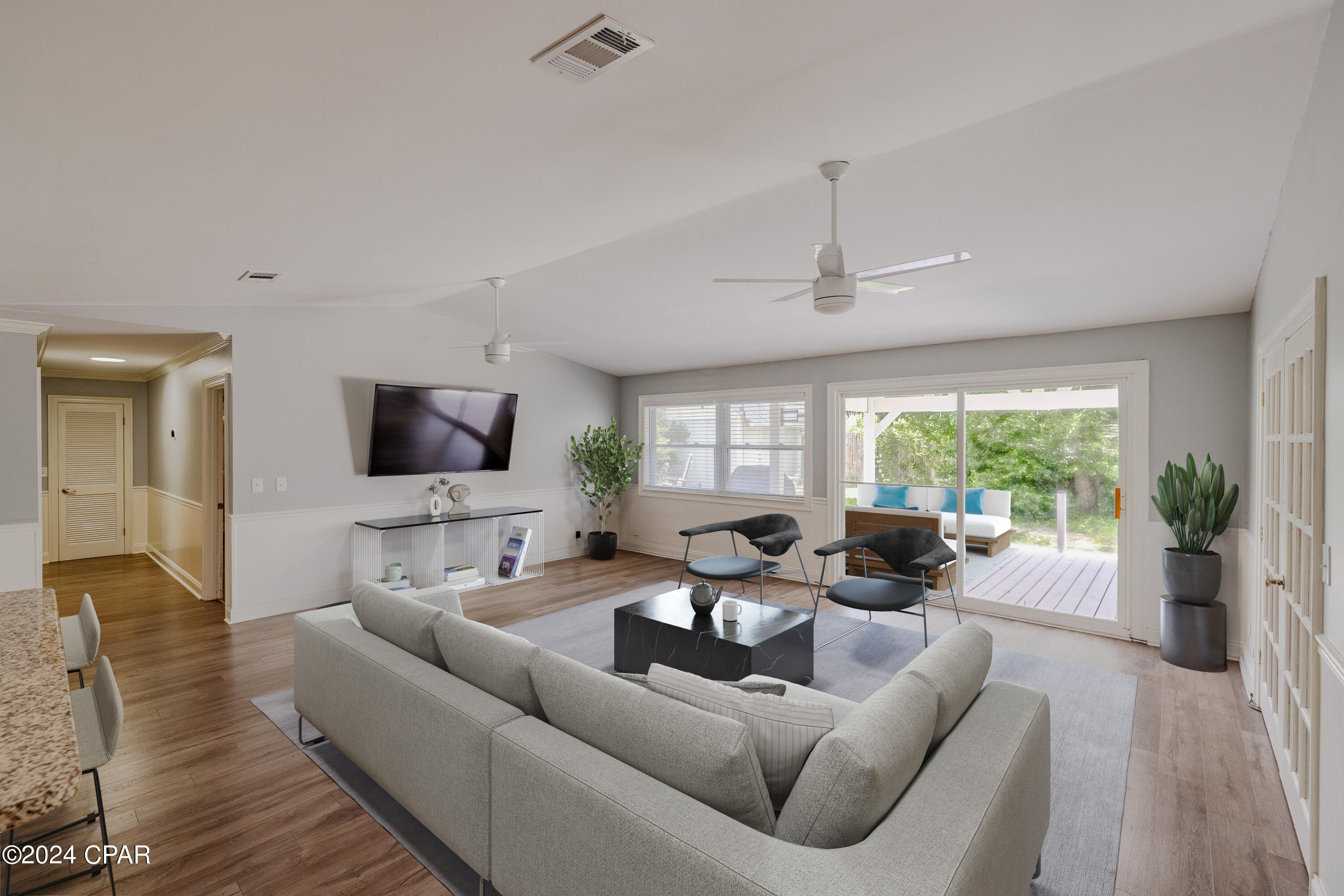 407 W Gulf Boulevard