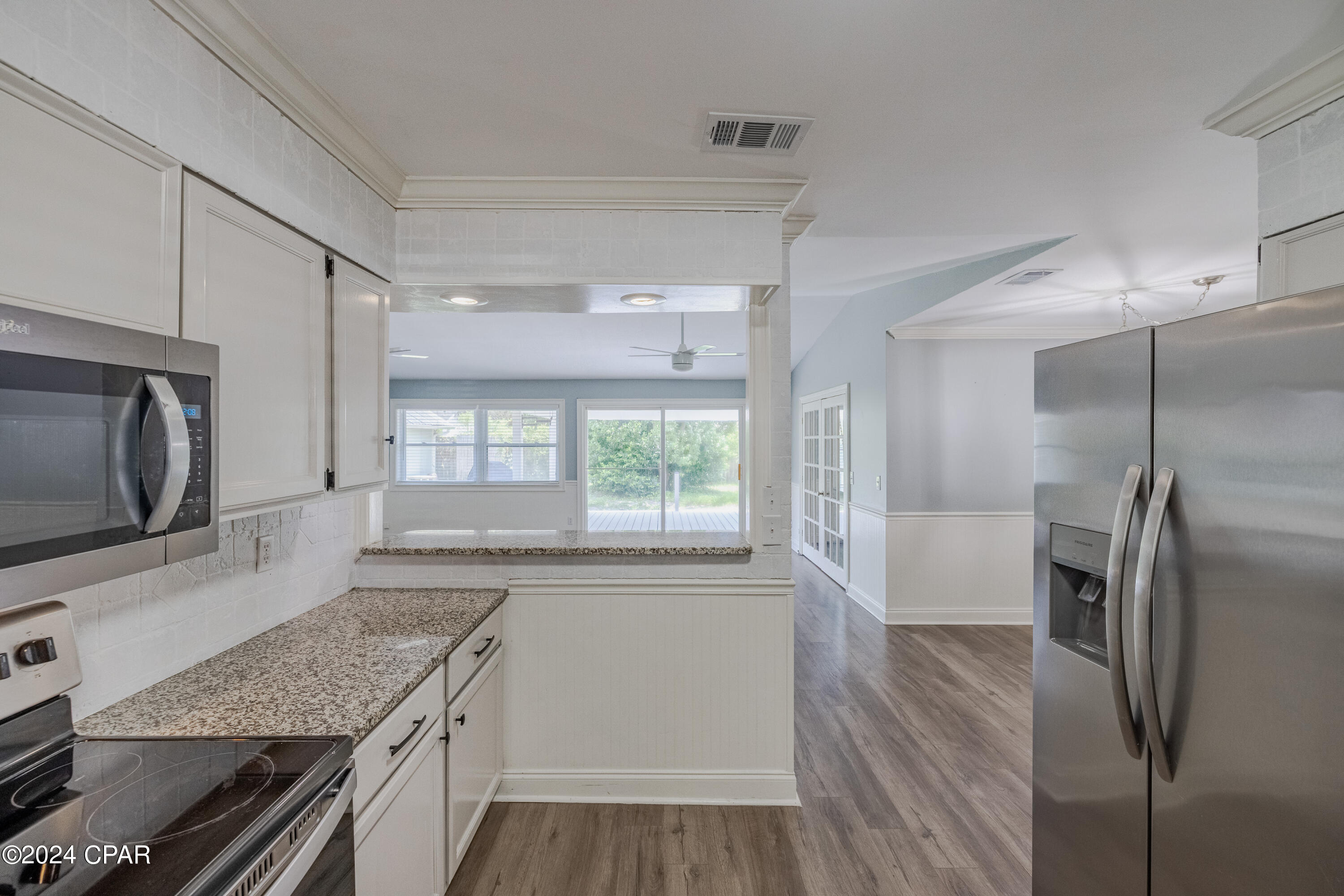 407 W Gulf Boulevard