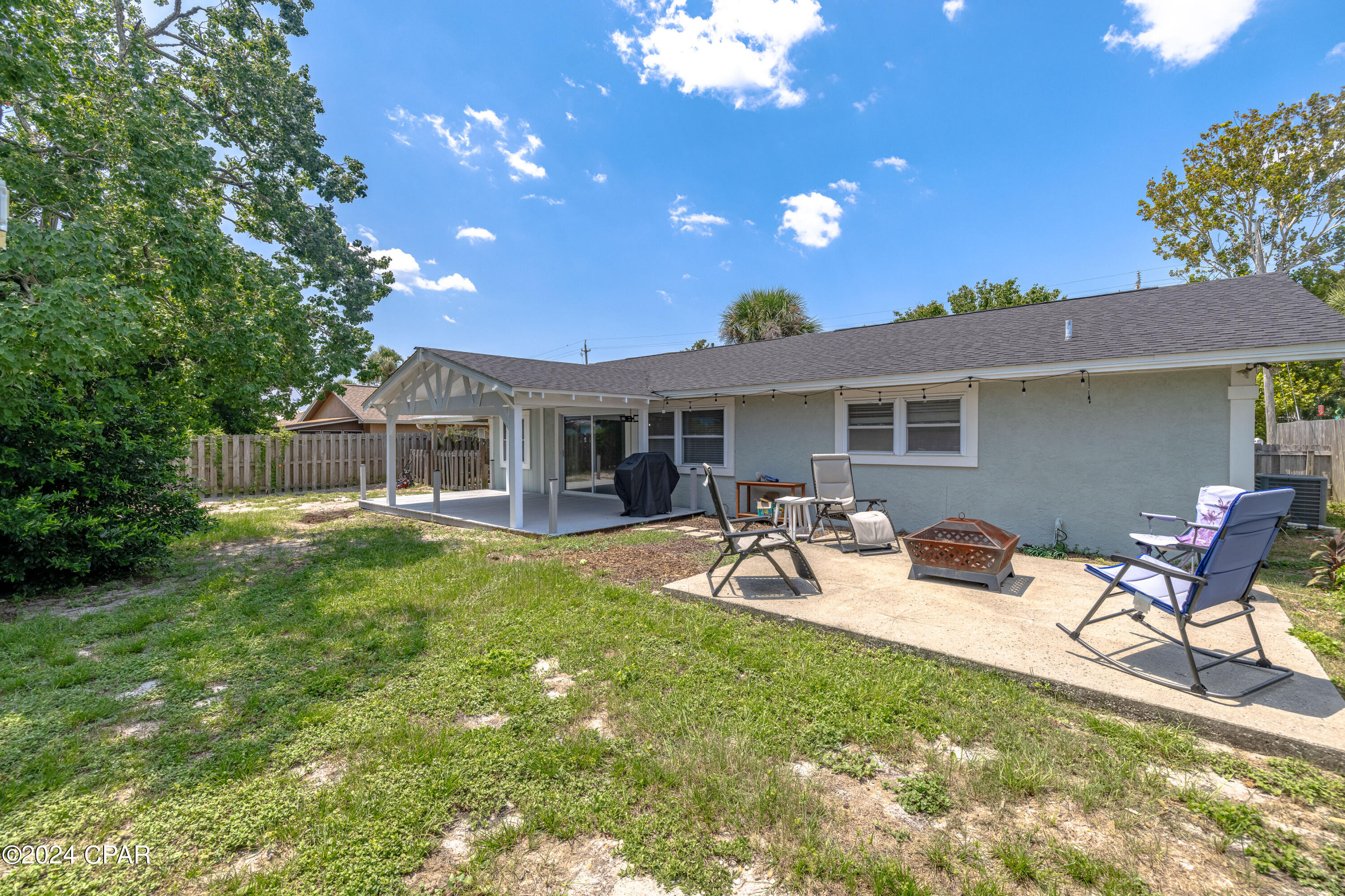 407 W Gulf Boulevard