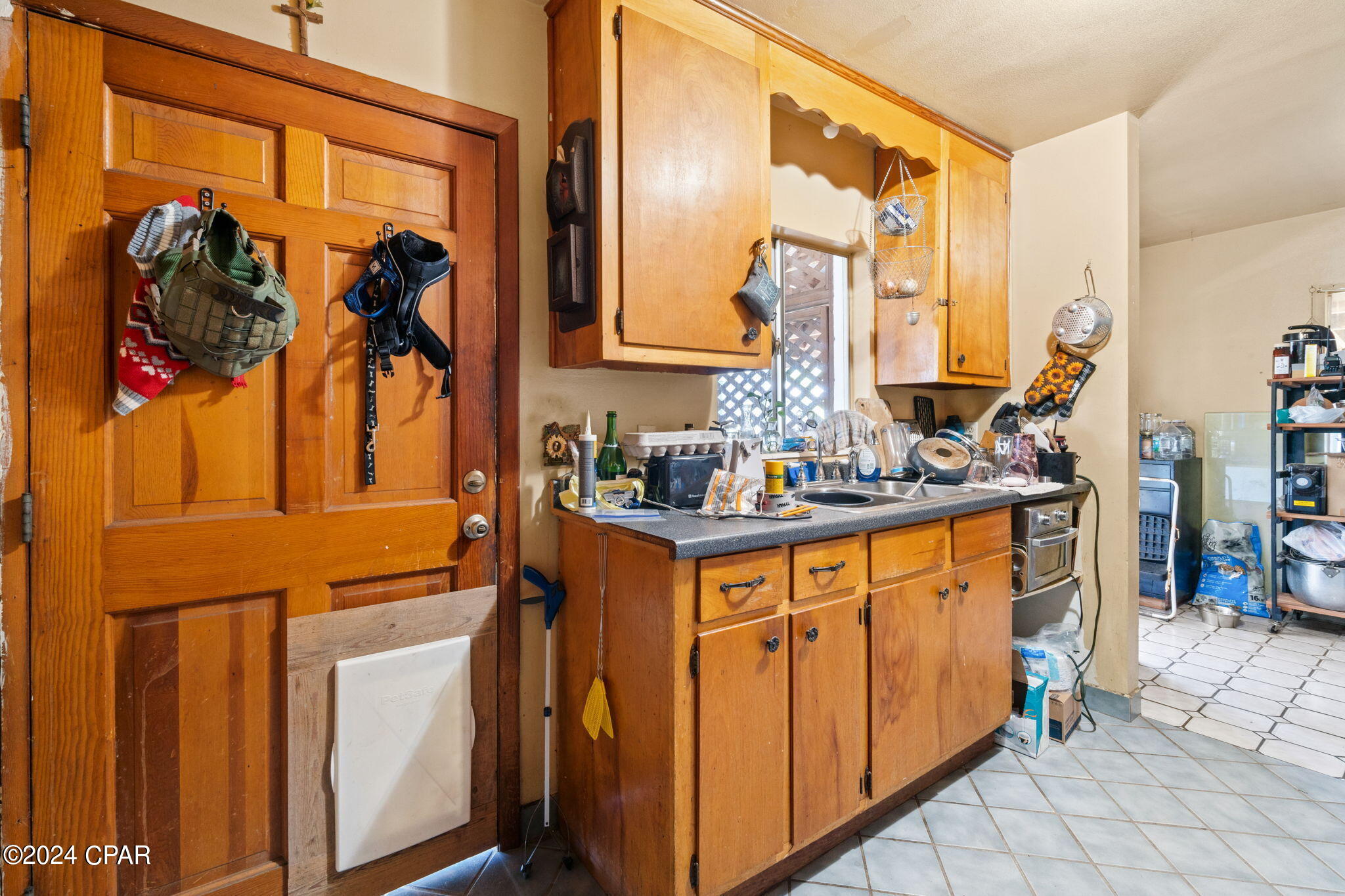 3829 Treasure Circle