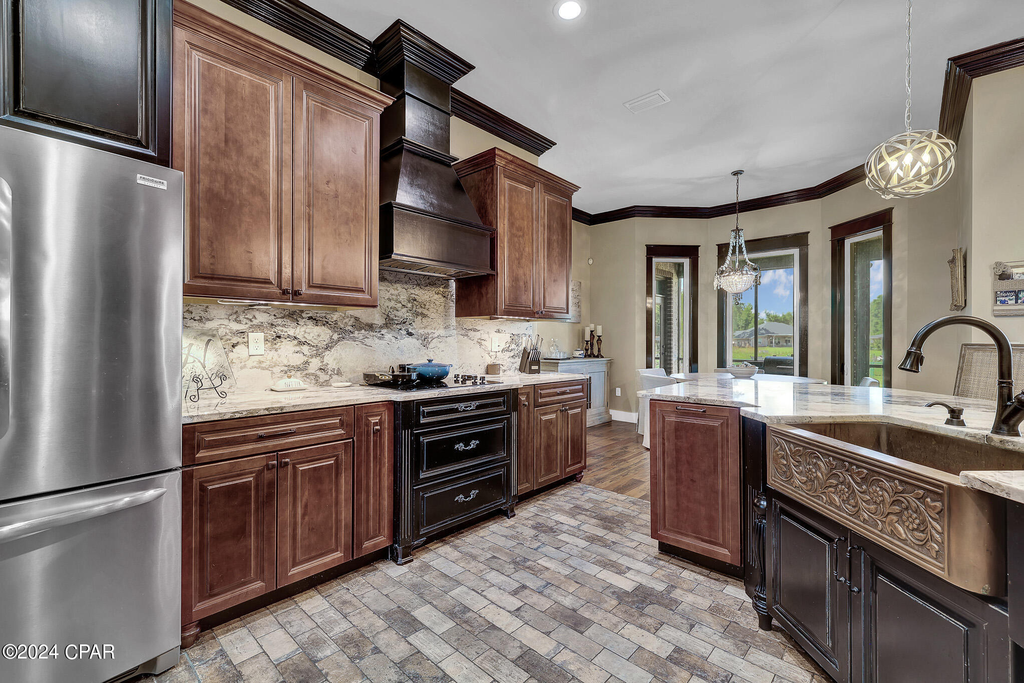 6319 Oak Knoll Road