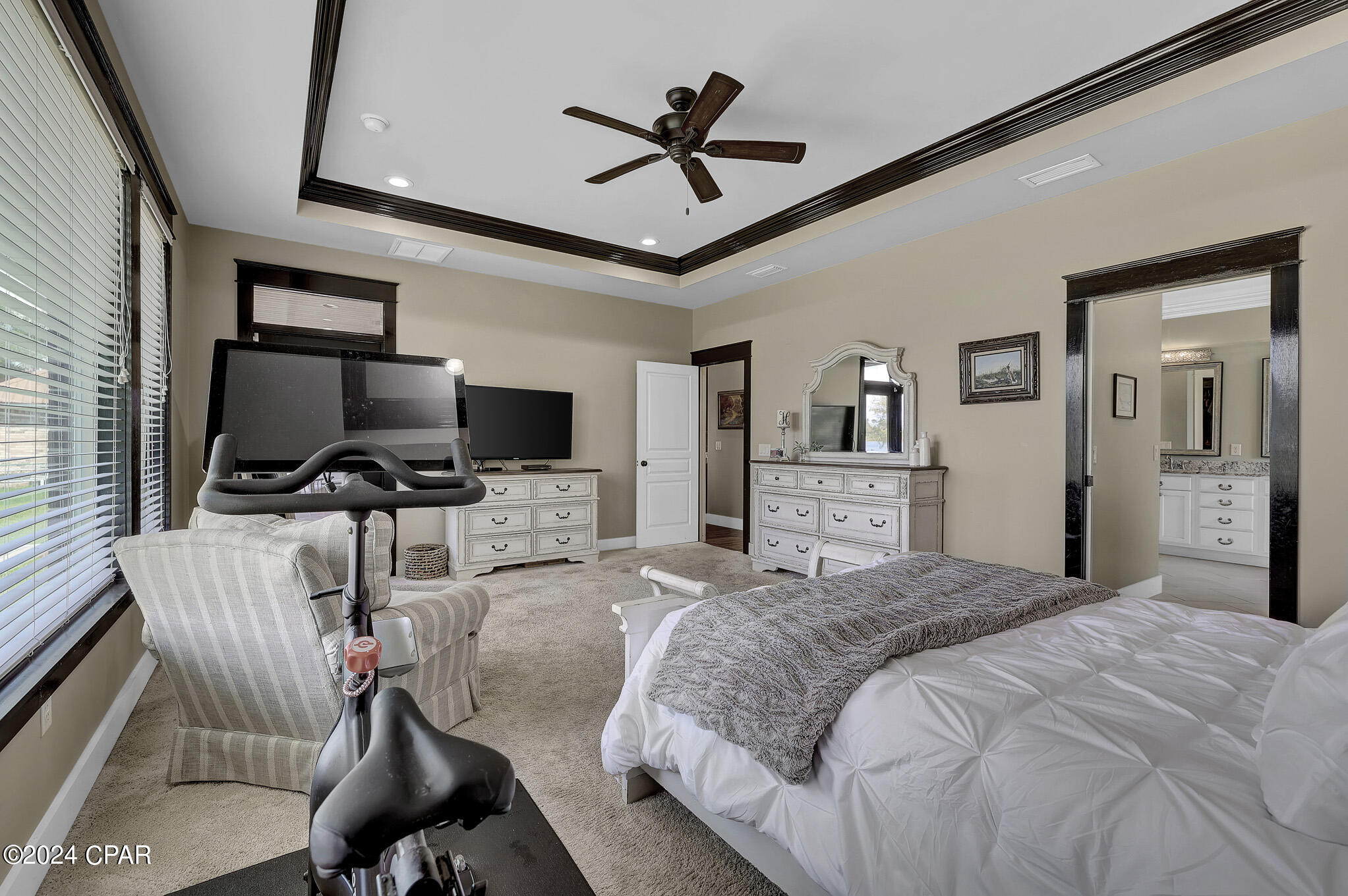 6319 Oak Knoll Road