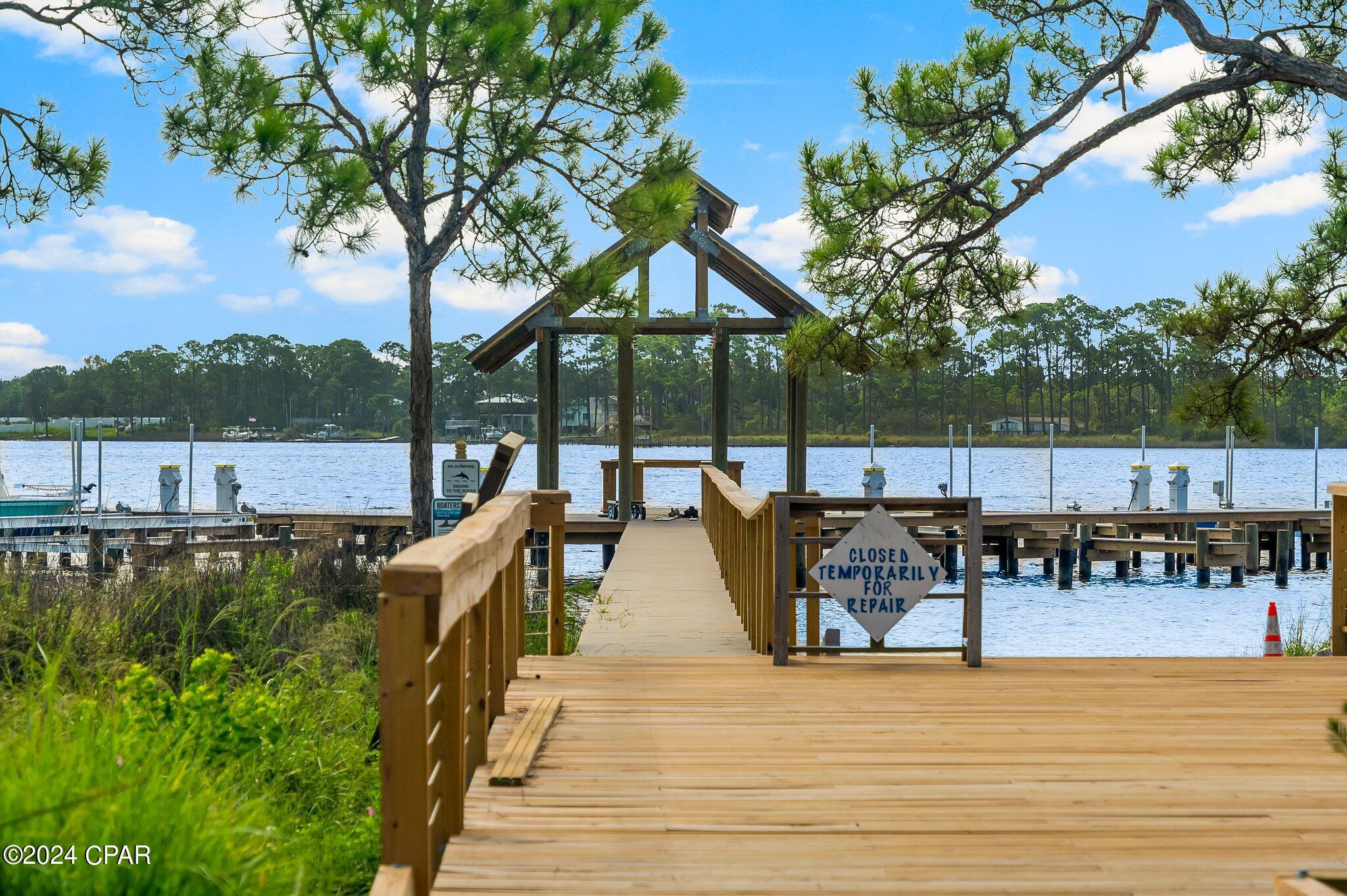 1318 E Lakewalk Circle