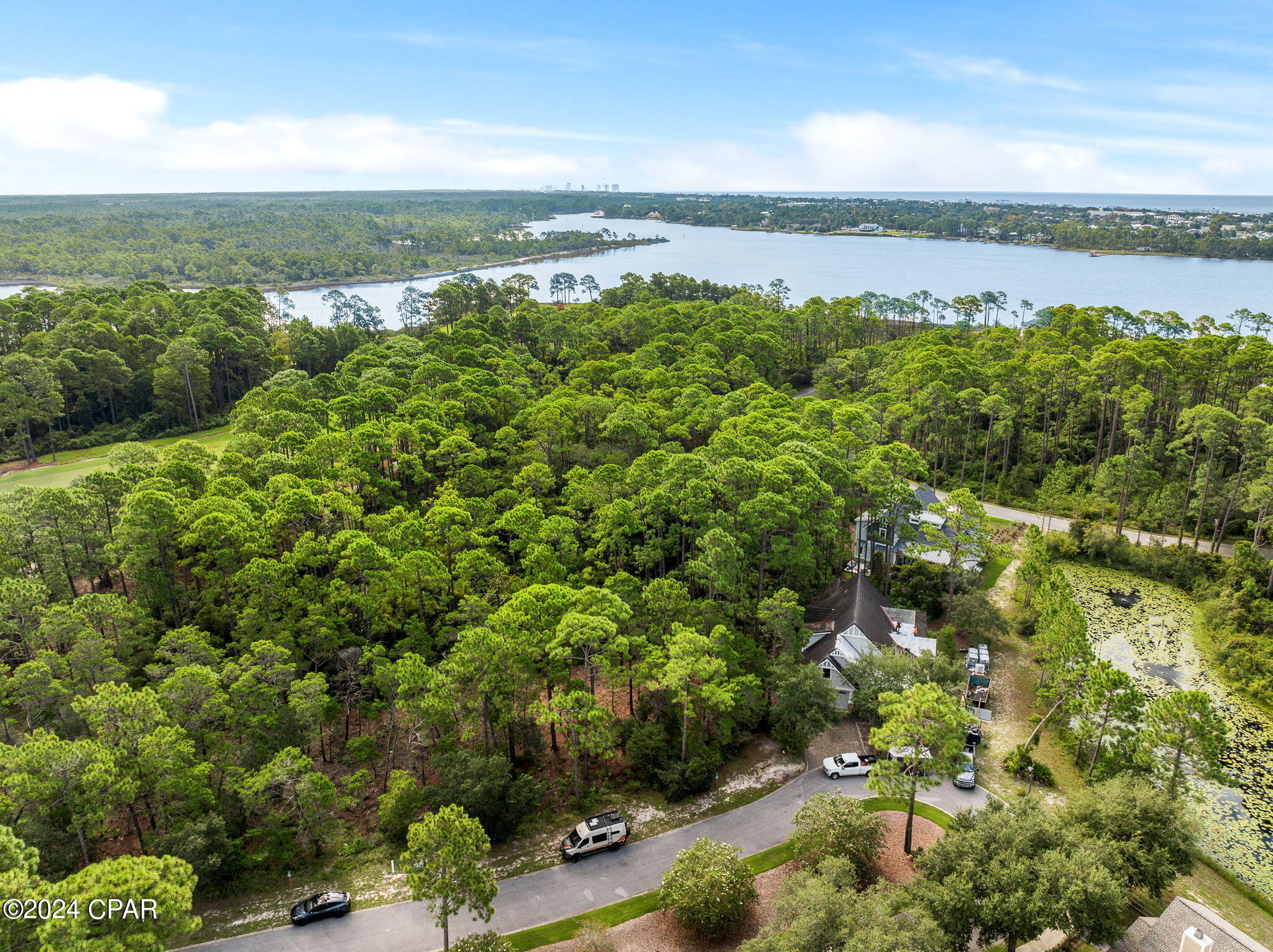 1318 E Lakewalk Circle