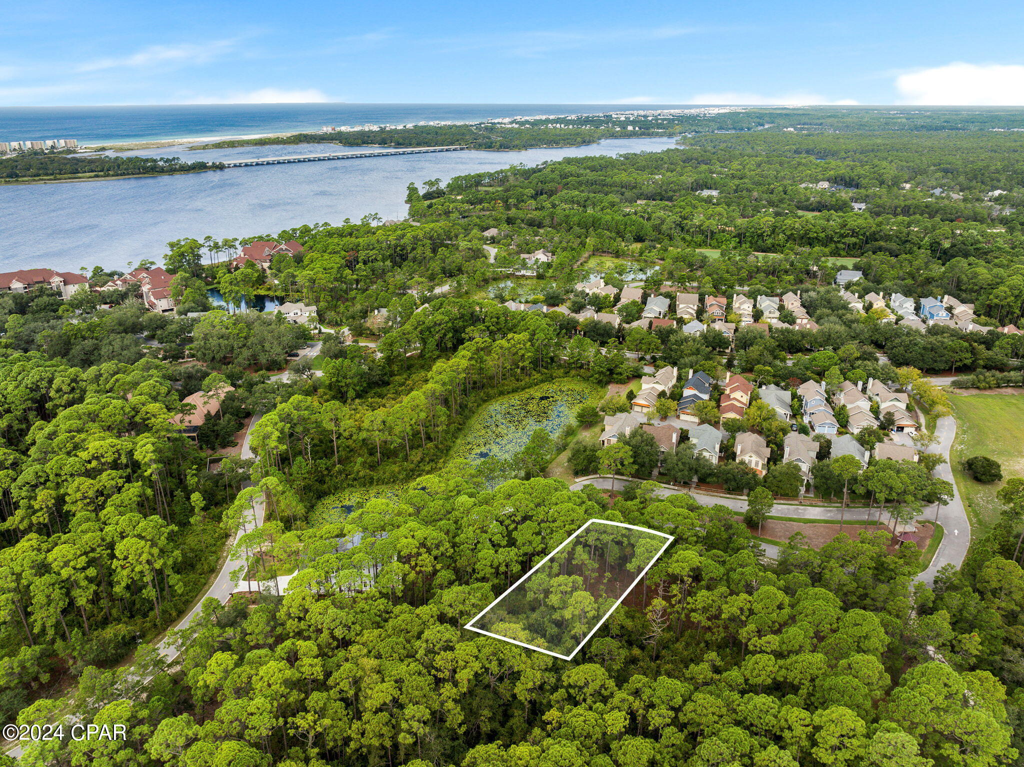 1318 E Lakewalk Circle
