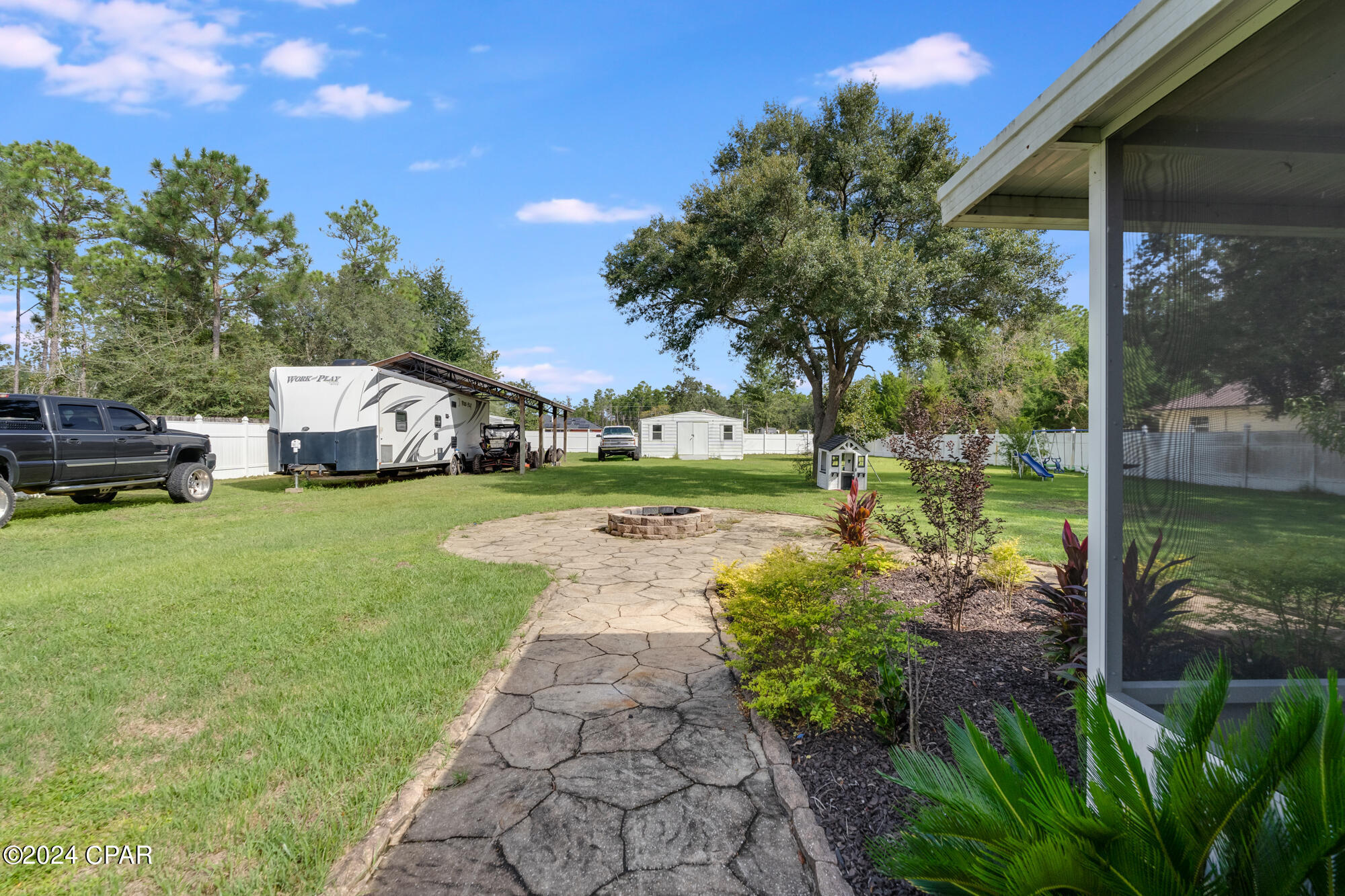 201 White Oaks Boulevard
