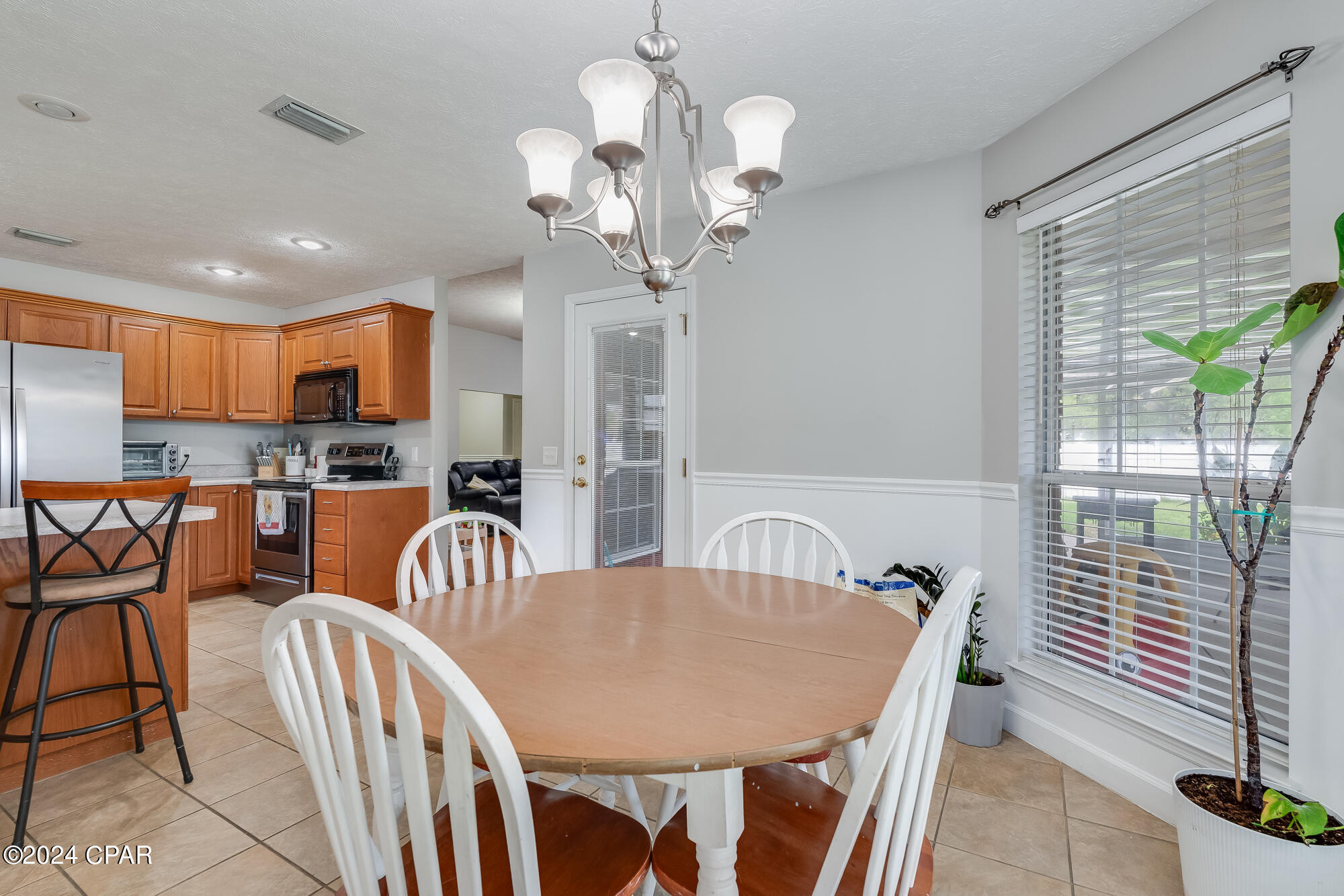 201 White Oaks Boulevard