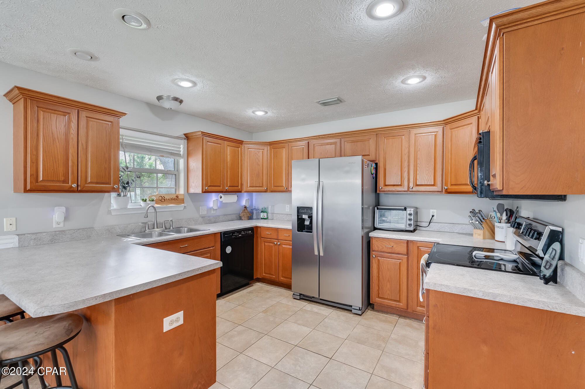 201 White Oaks Boulevard