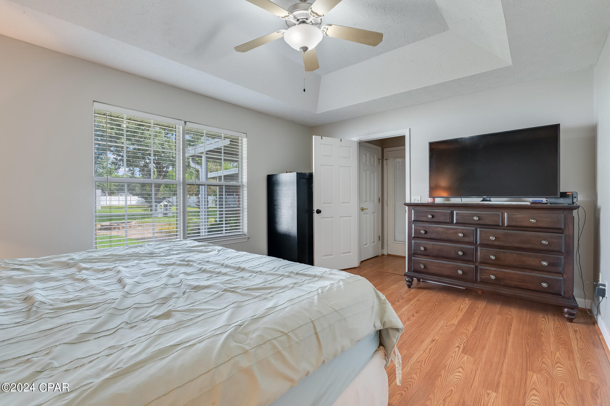 201 White Oaks Boulevard