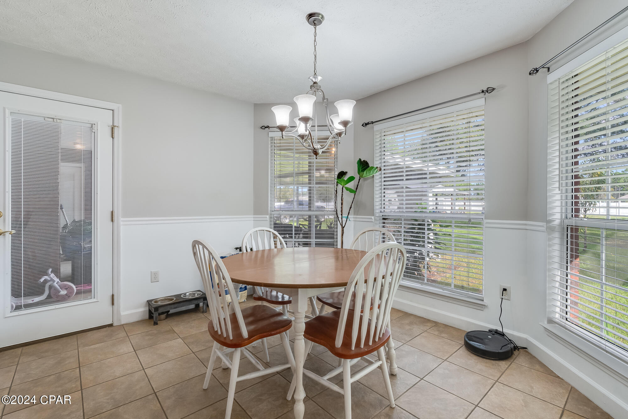 201 White Oaks Boulevard