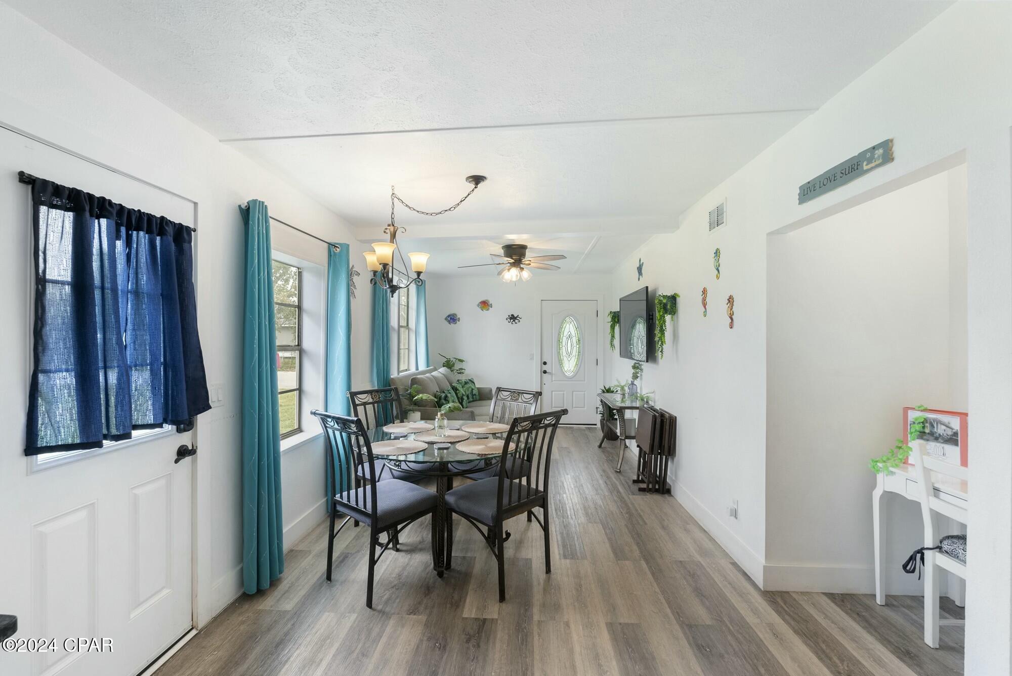 3915 W 25th Court