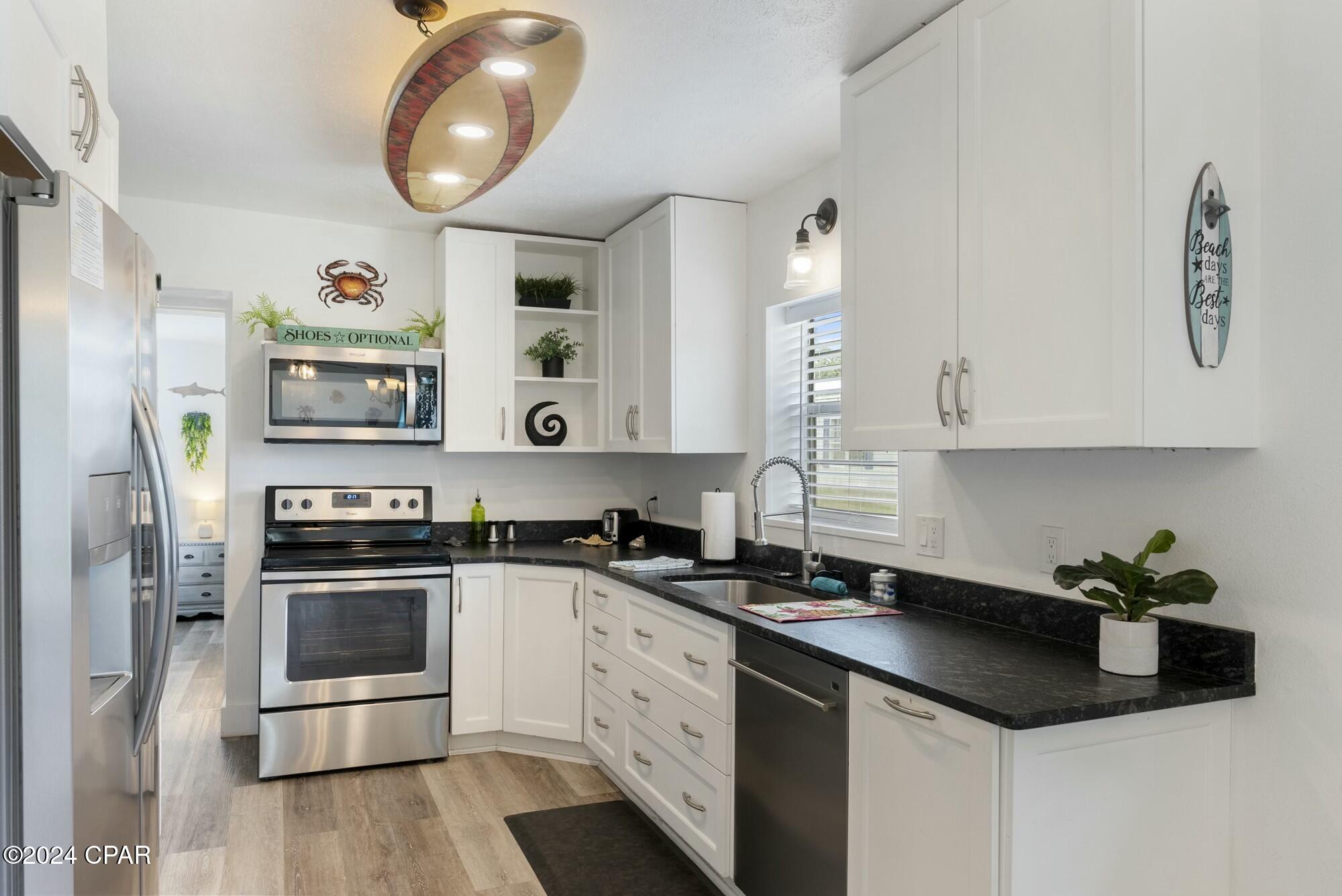 3915 W 25th Court