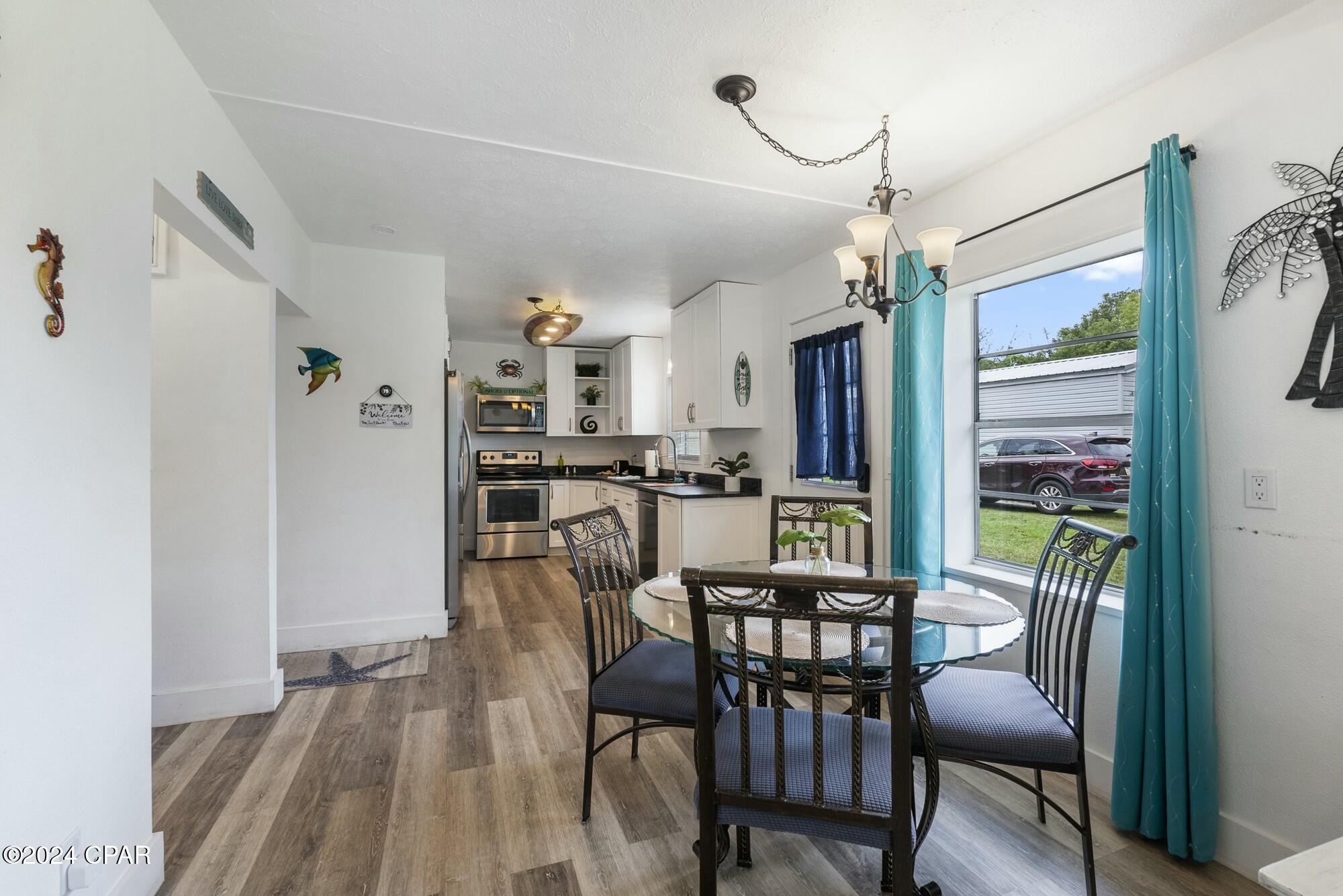 3915 W 25th Court