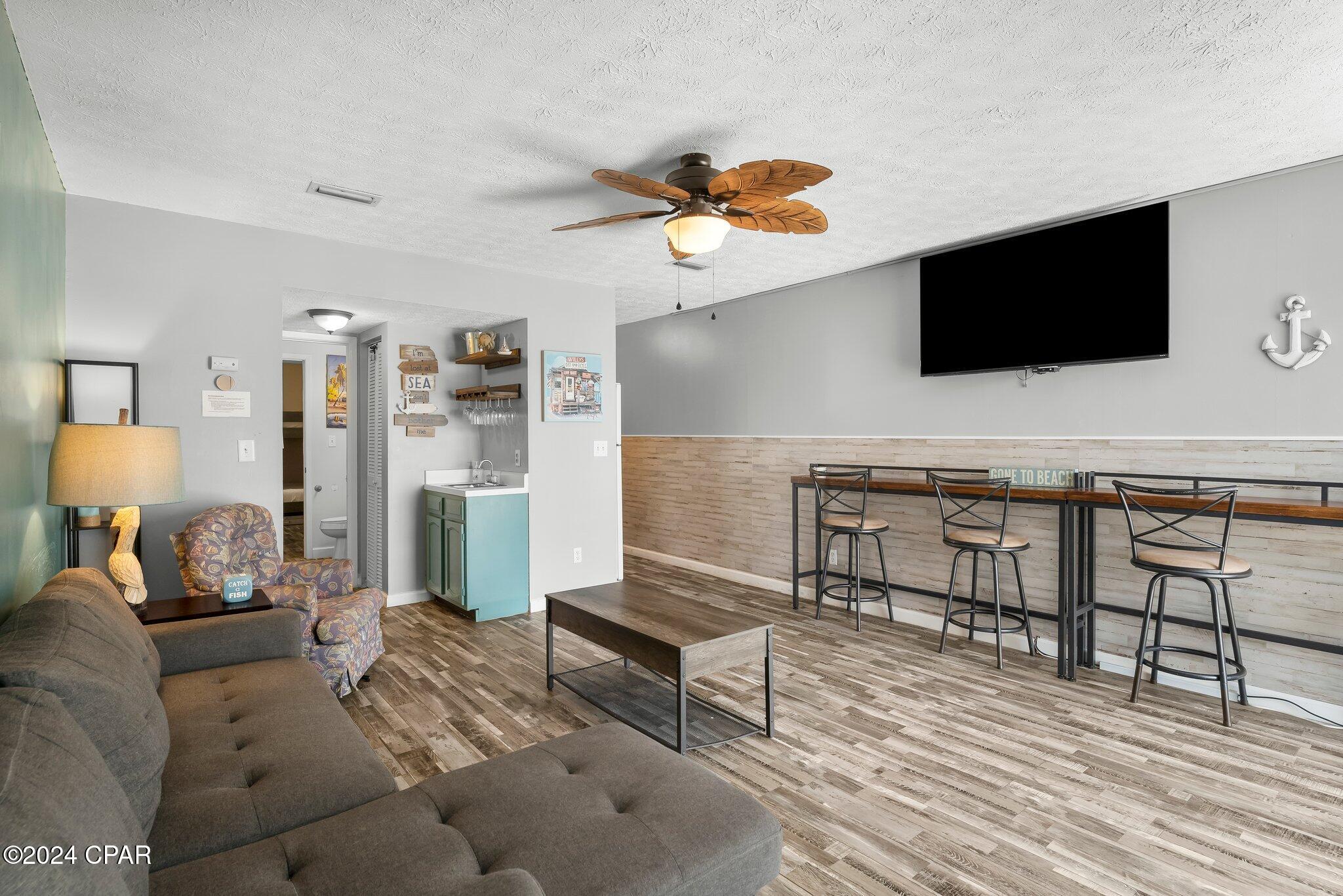 301 Lullwater Drive 435