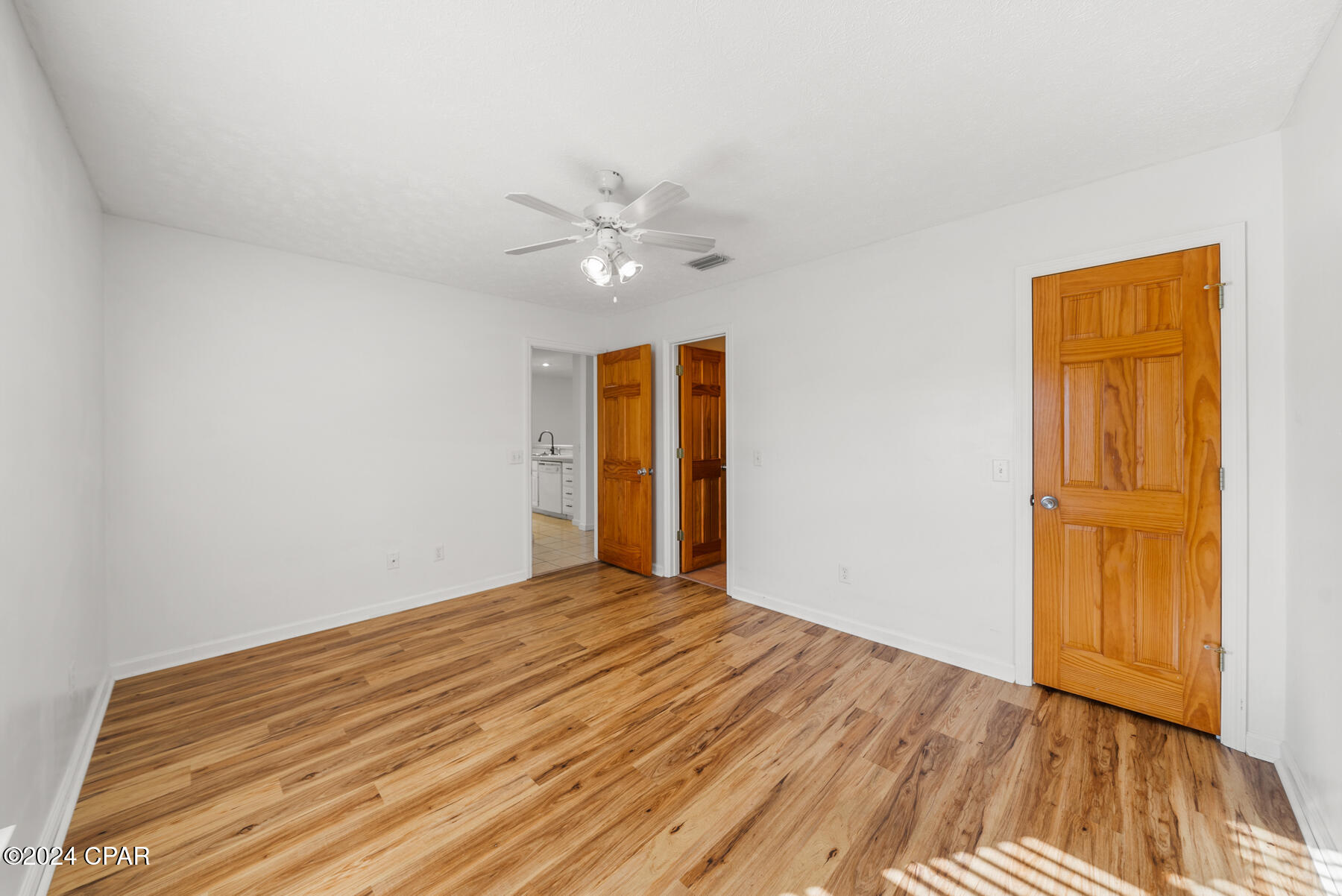 141 Lakeridge Drive