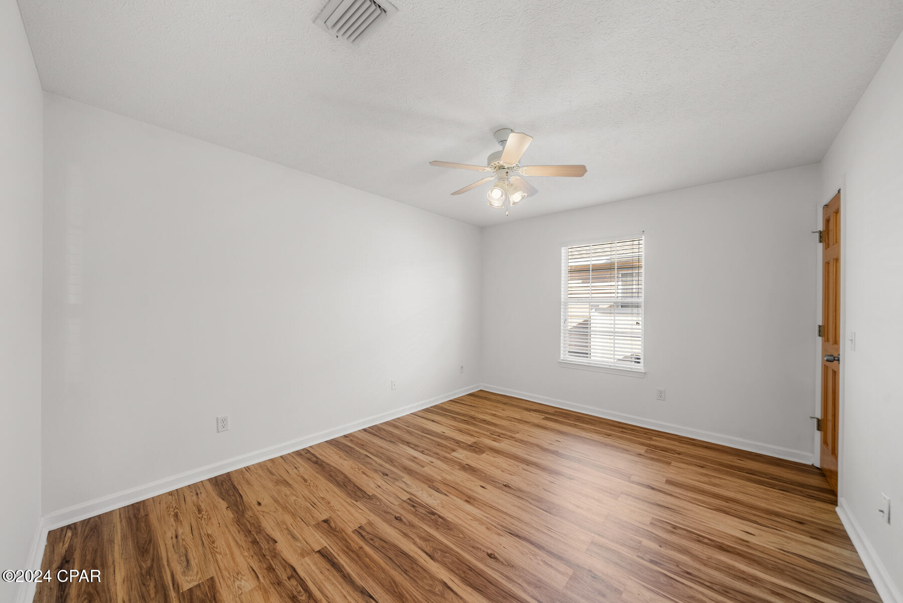 141 Lakeridge Drive