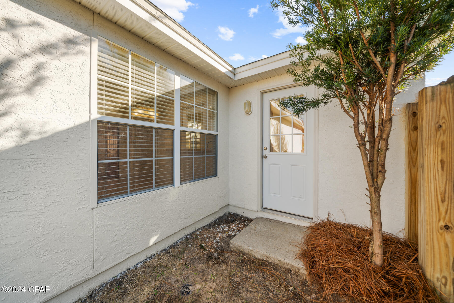 141 Lakeridge Drive