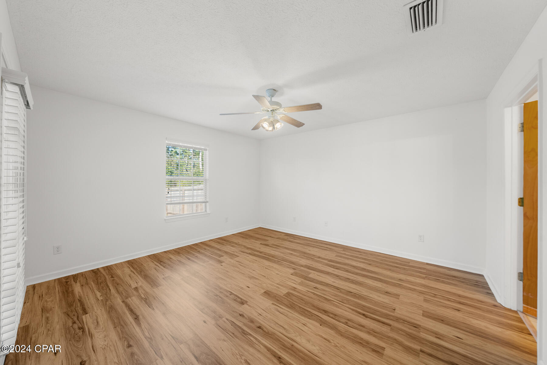 141 Lakeridge Drive