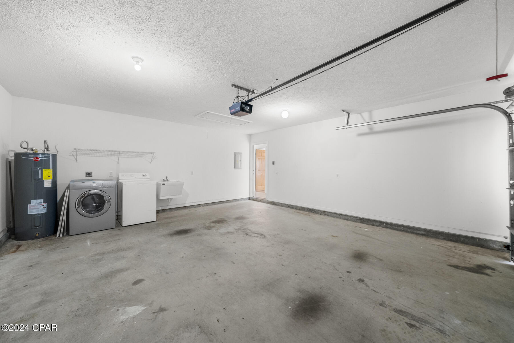 141 Lakeridge Drive