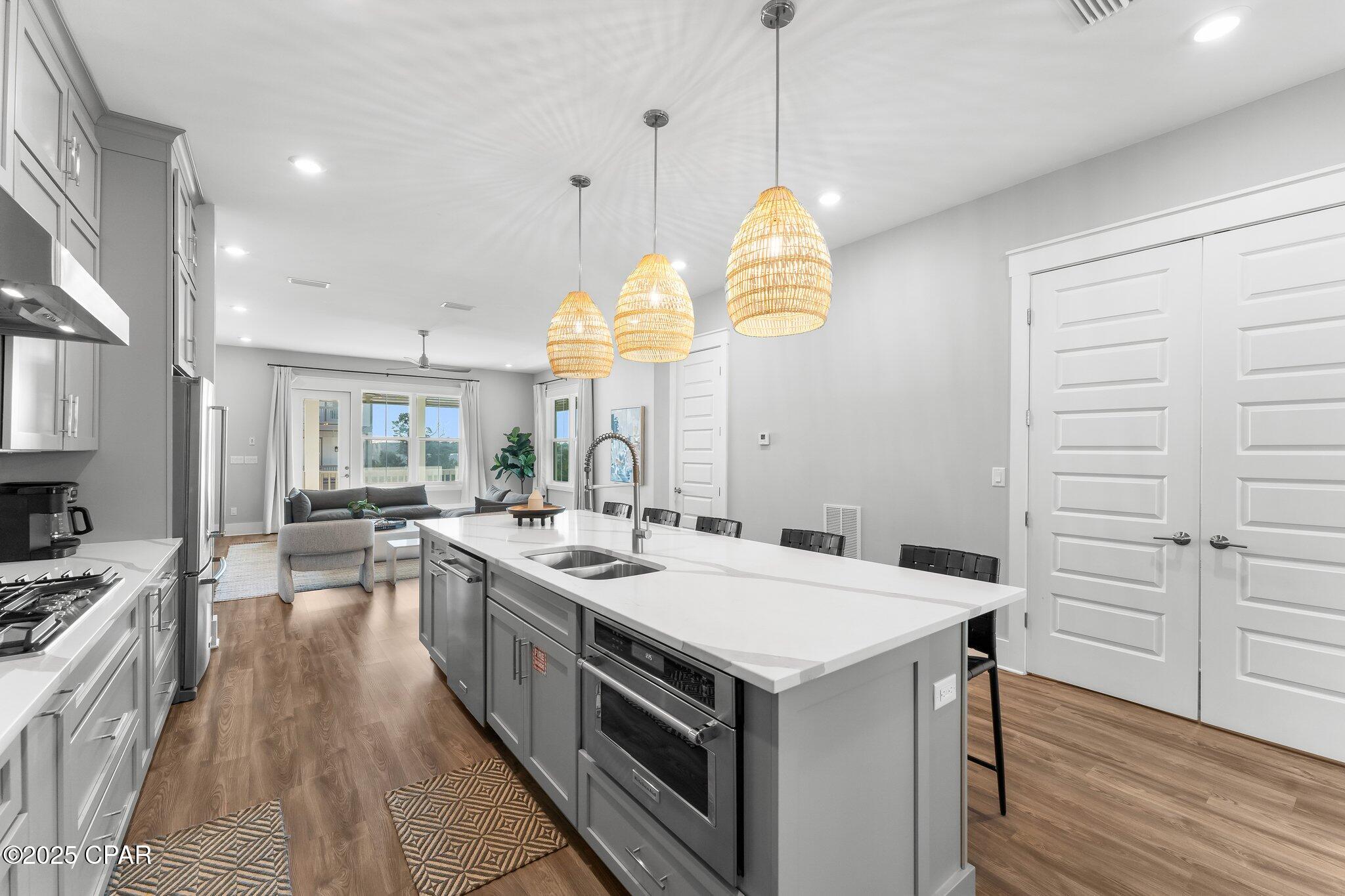34 W Majestic Palm Drive