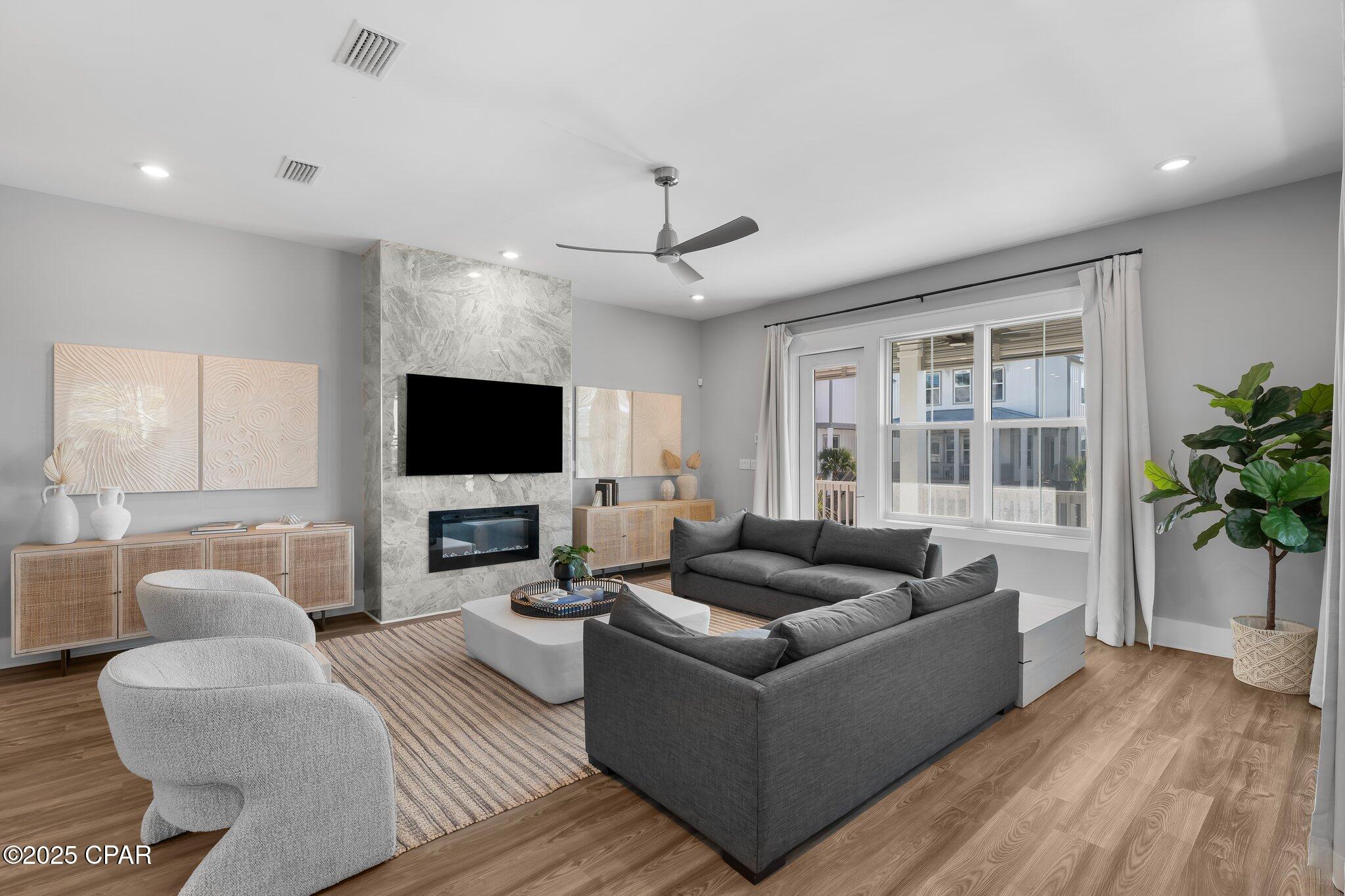 34 W Majestic Palm Drive
