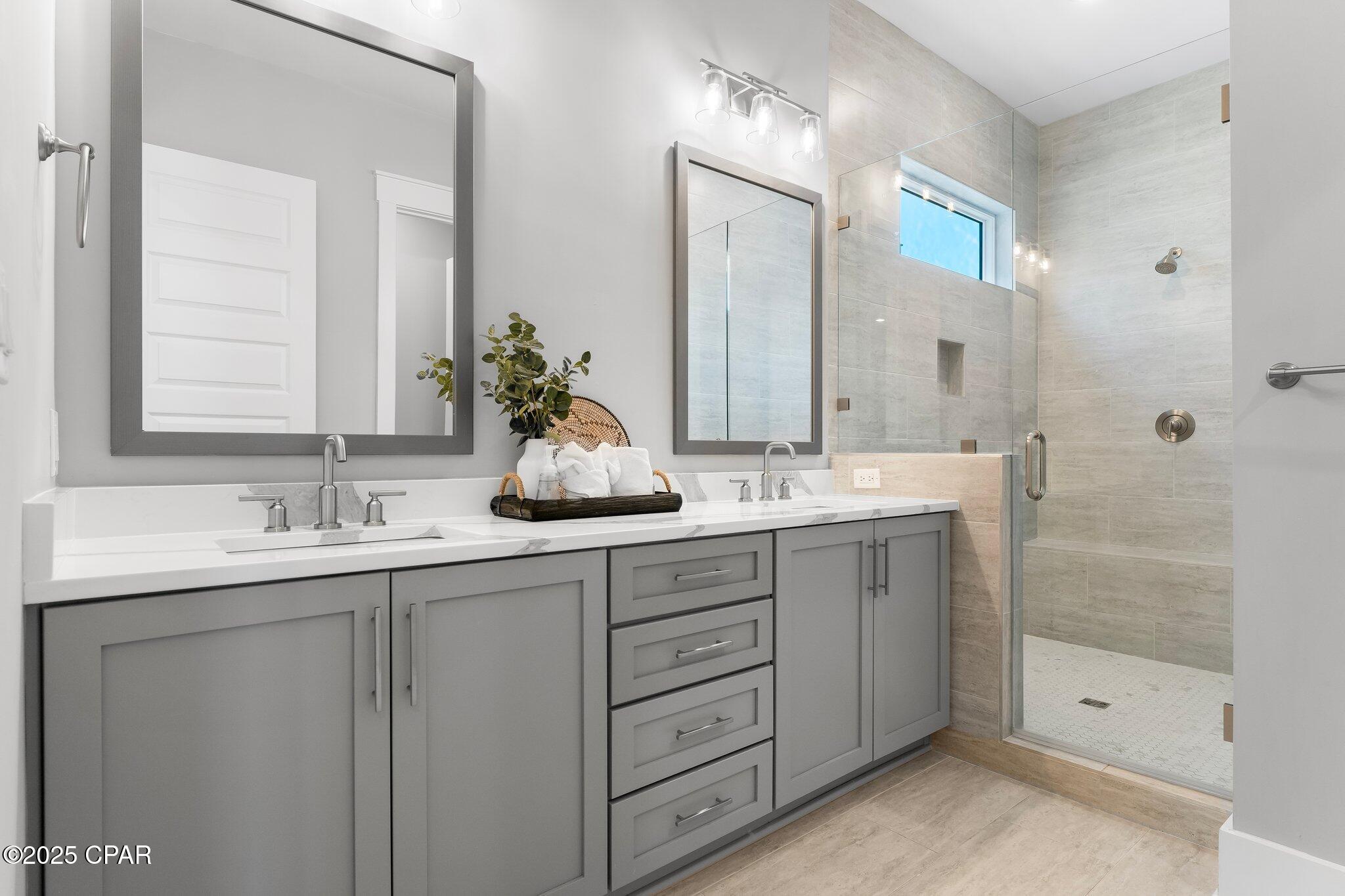 34 W Majestic Palm Drive