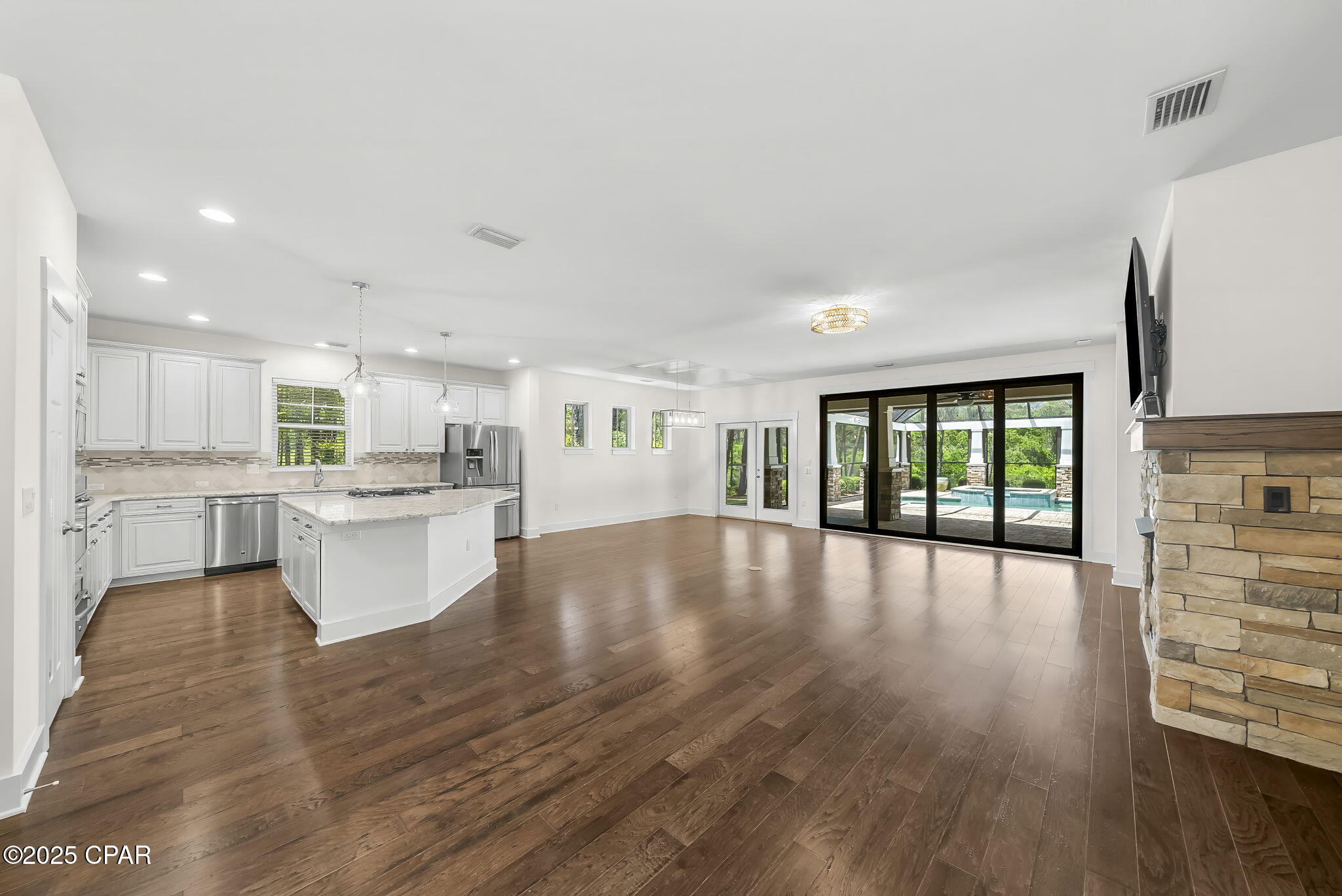 1732 Lost Cove Lane