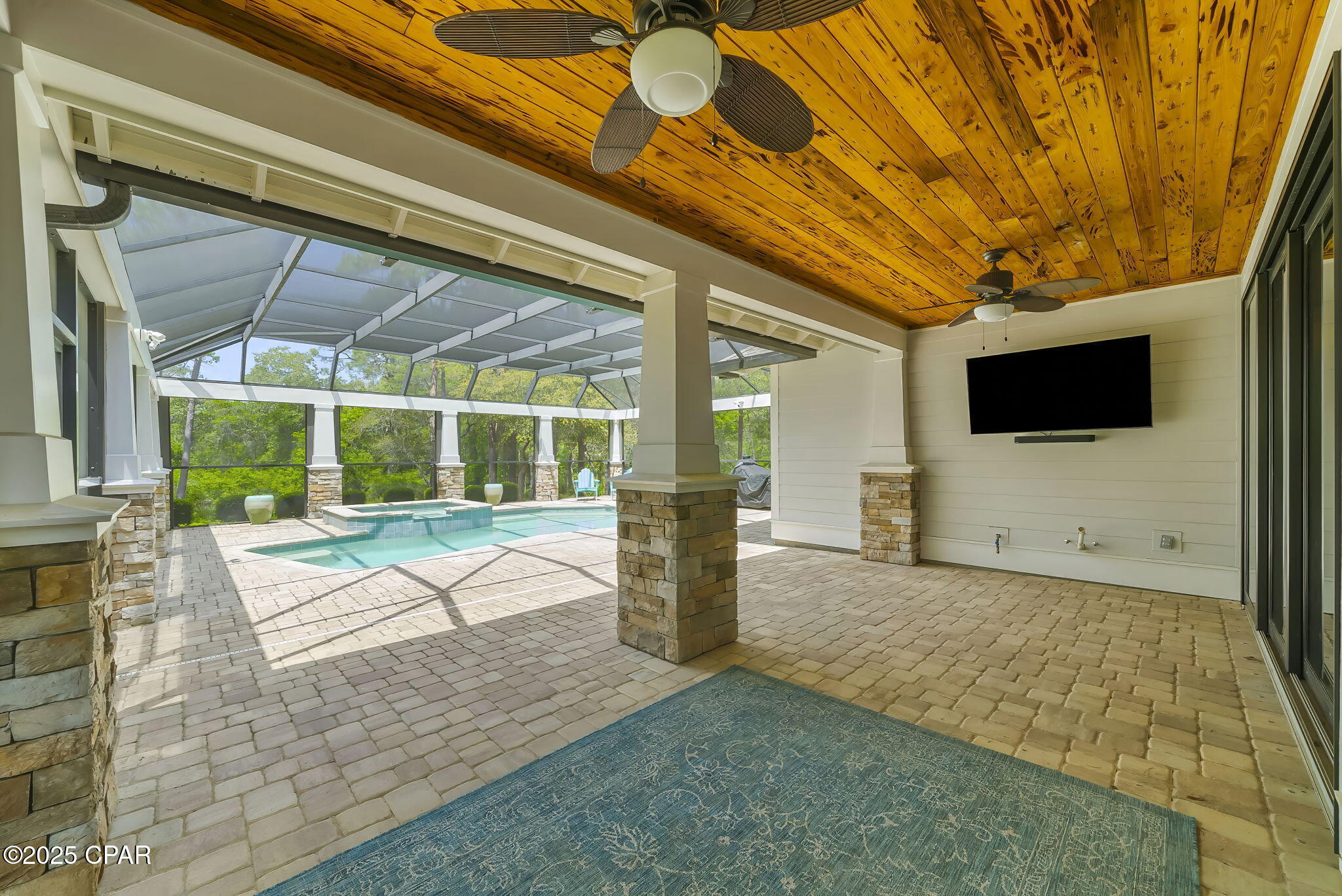 1732 Lost Cove Lane