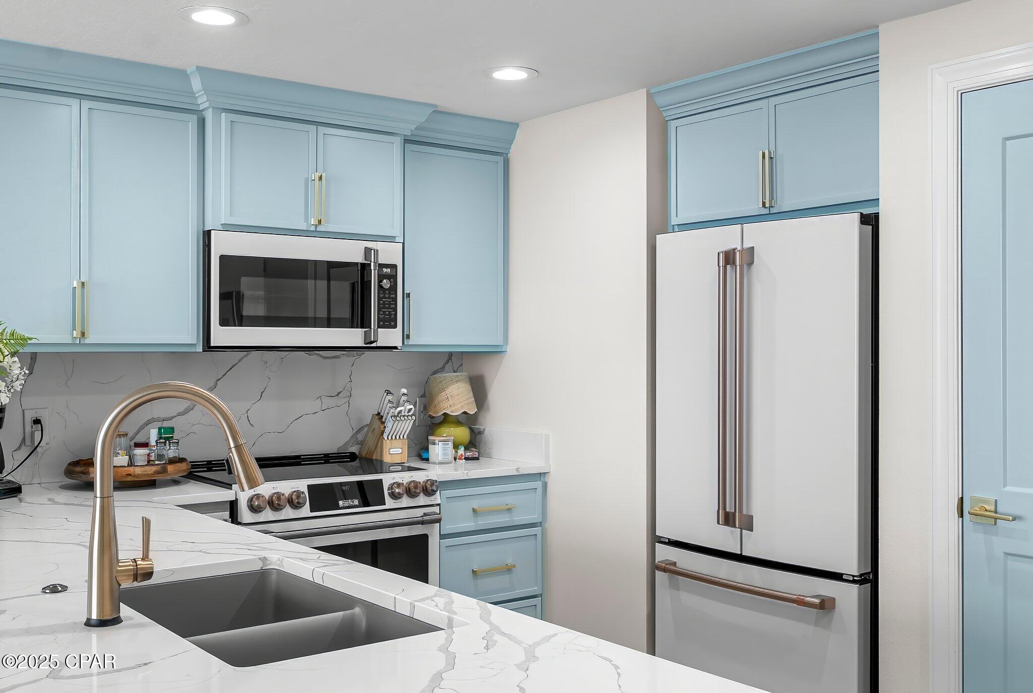 17281 Front Beach Road 1105
