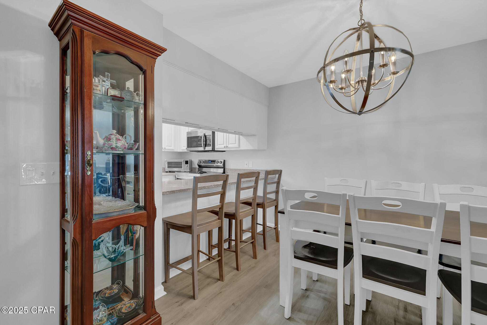1325 W 12th Street A9