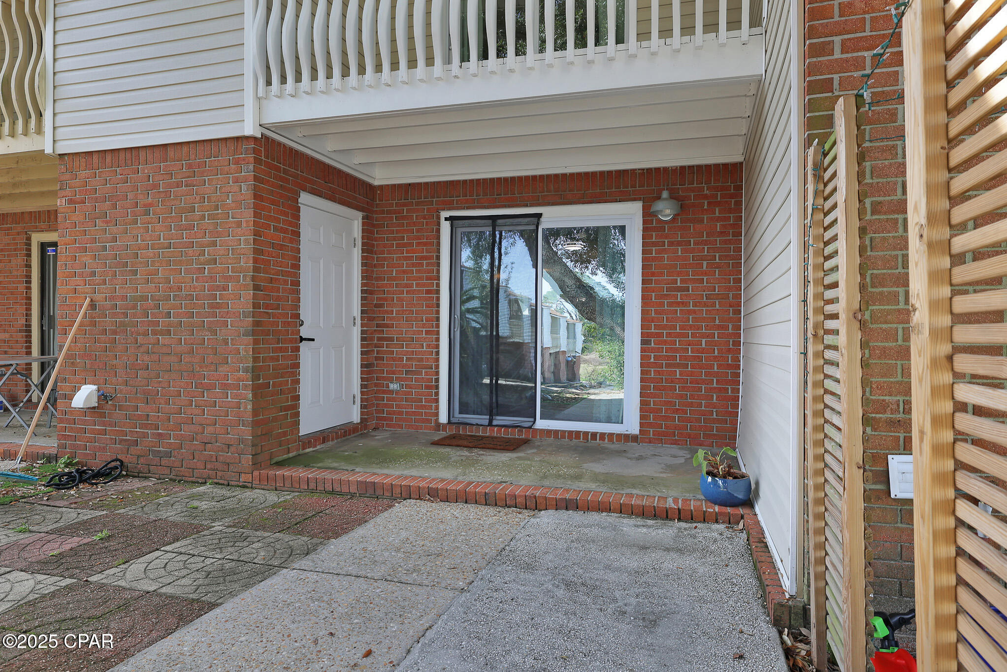 1325 W 12th Street A9